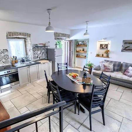 Pisurinka By Interhome *