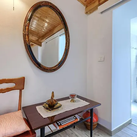 度假居 Pisurinka By Interhome *