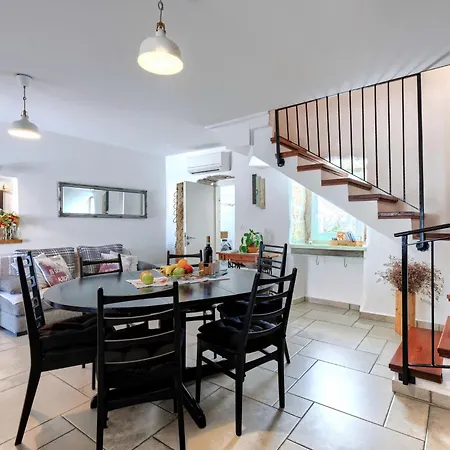 Pisurinka By Interhome *